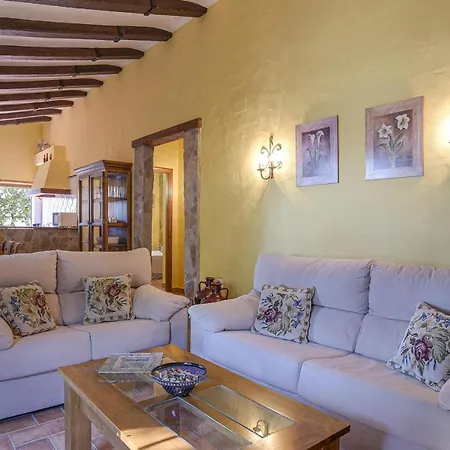 Su Ilusion Solo Familias Holiday home *